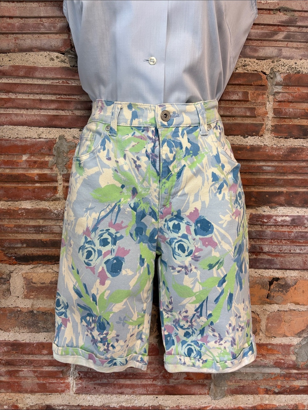 Vintage High Waist Women’s Floral Print Denim Shorts - Pastel Blue